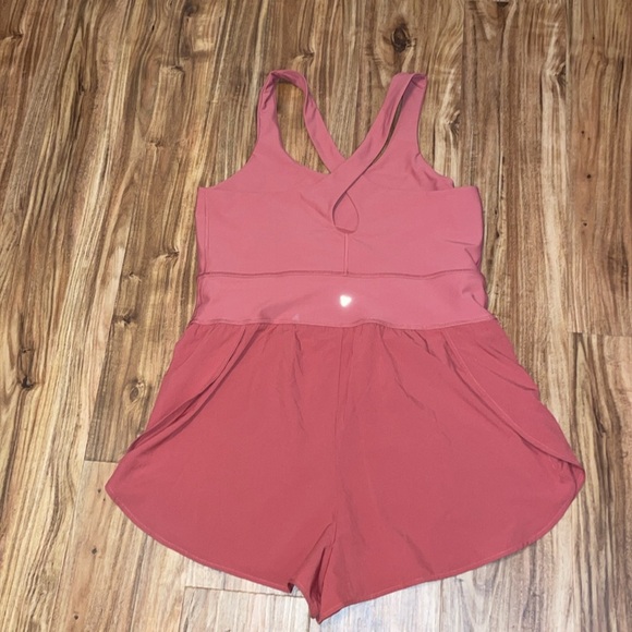 Old navy womens romper XL 16 18 active powersoft short jumpsuit pink casual NWOT - Picture 3 of 8